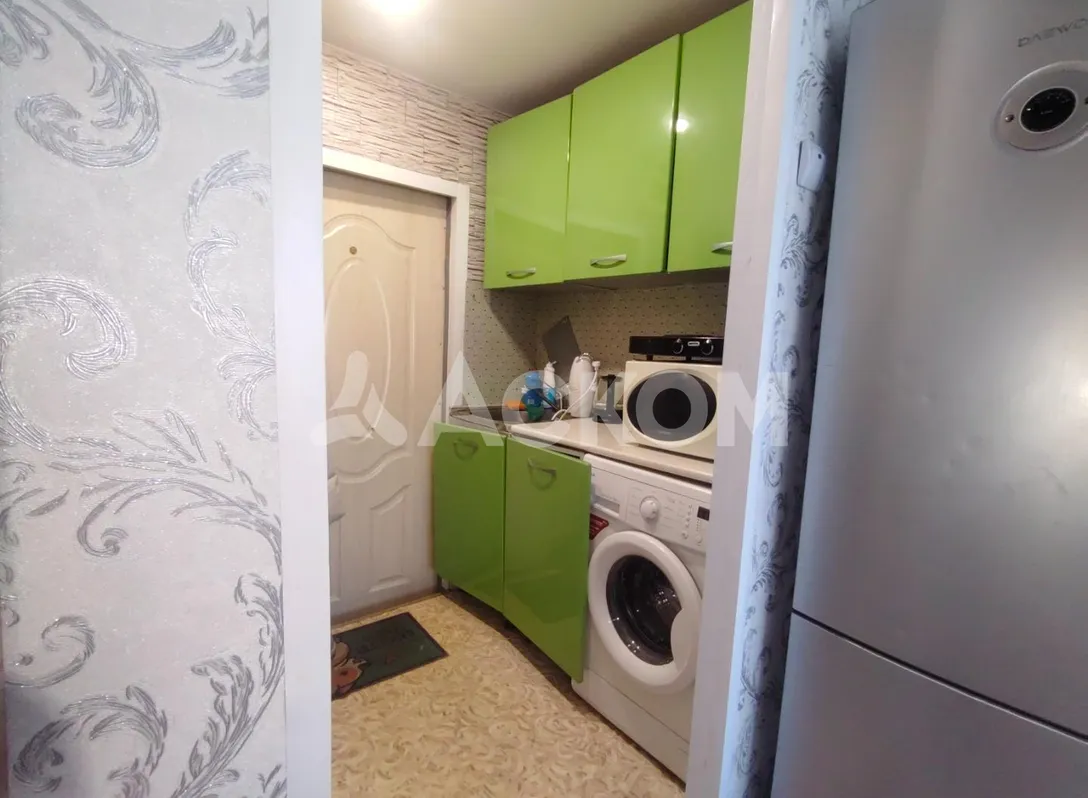 Продам комнату гостиничного типа, ул. Интернациональная, 60